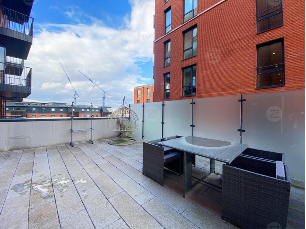 The Barker, Snowhill Wharf